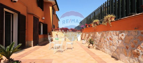 Villa de 5 divisões em Guidonia Montecelio, Italy N.º 15680 28