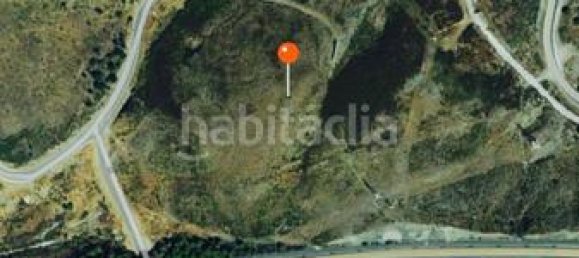 70000m² Land in Malaga, Spain No. 114072 11