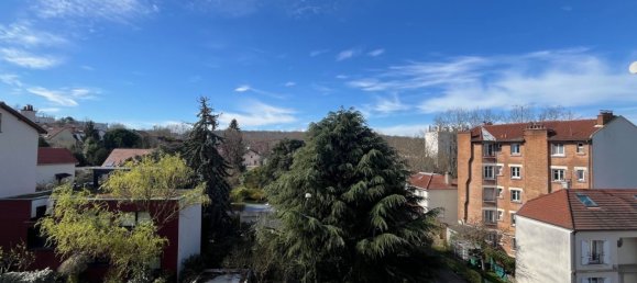 2 bedrooms Apartment in Clamart, France No. 180283 2