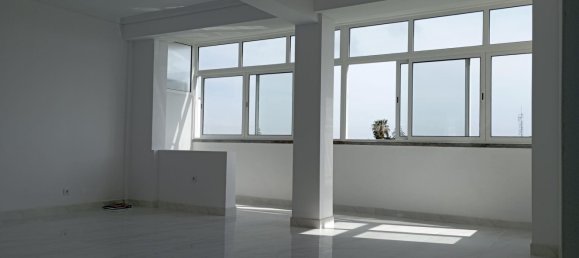 3 Schlafzimmer Wohnung in Cascais, Portugal, Nr. 66981 4