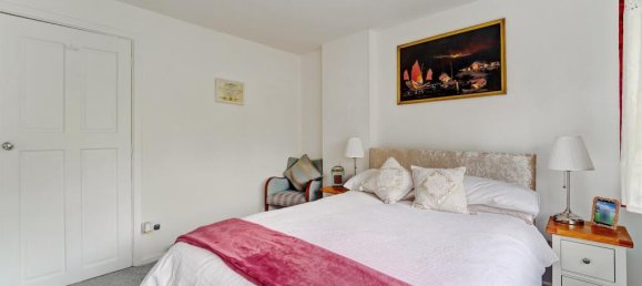 2 bedrooms Maisonette in Epsom, United Kingdom No. 9717 15