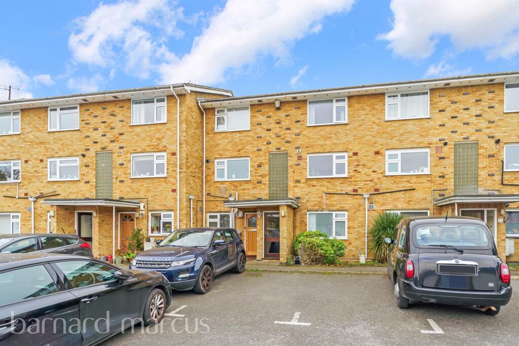 2 bedrooms Maisonette in Epsom, United Kingdom No. 9717