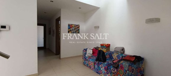 Ático de 5 dormitorios en Xghajra, Malta No. 2027 10