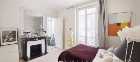 4 bedrooms Apartment in Paris, France No. 180773 25