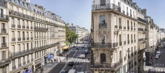 4 bedrooms Apartment in Paris, France No. 180773 12