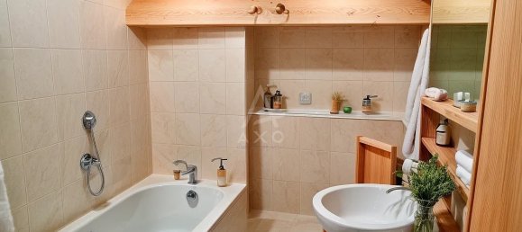 4 bedrooms House in Auneuil, France No. 80975 6