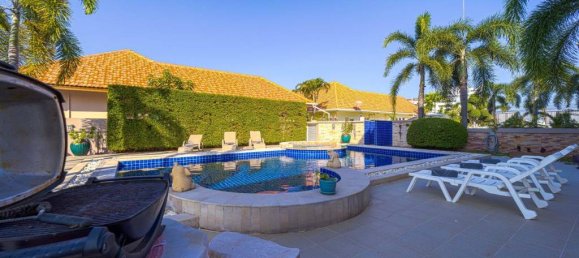 6 chambres Villa à Hua Hin, Thailand No. 13156 5