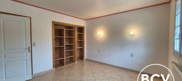 4 bedrooms House in Beville-le-Comte, France No. 209749 10