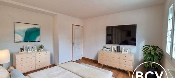 4 bedrooms House in Beville-le-Comte, France No. 209749 12