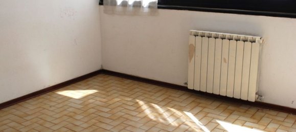 5 rooms Apartment in Rome, Italy No. 46816 22