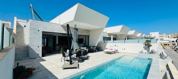 3 غرف نوم فيلا في Ciudad Quesada, Spain رقم 163189 29