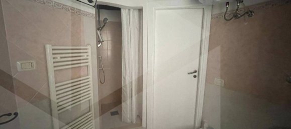 2 rooms House in Vico del Gargano, Italy No. 28085 9