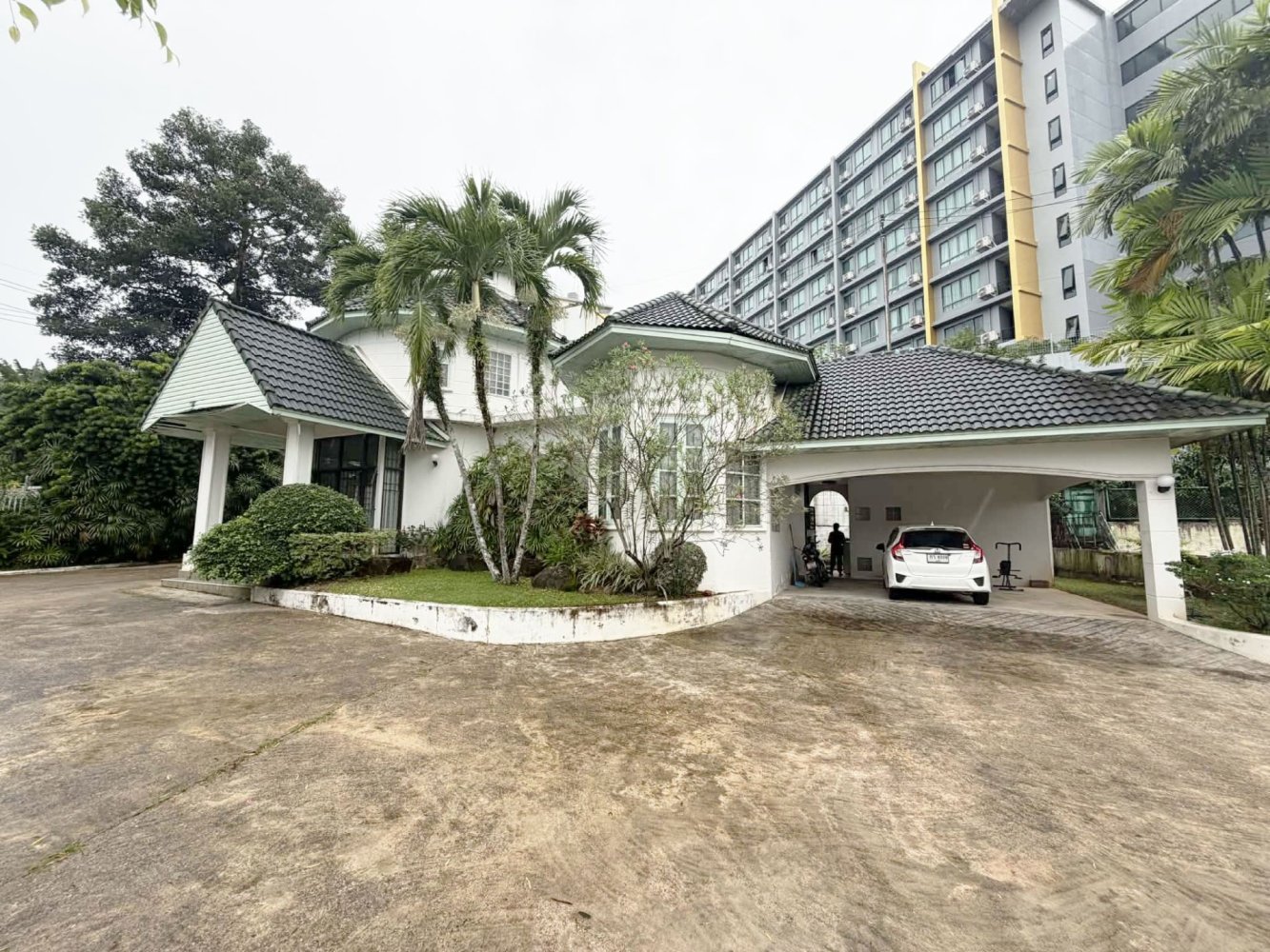 Casa de 2 dormitorios en Kathu, Thailand No. 71188