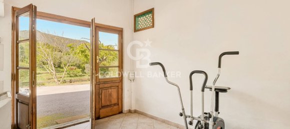 4 bedrooms Villa in Lucca, Italy No. 272674 30