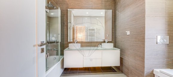 4 bedrooms Apartment in Lisbon, Portugal No. 128094 19