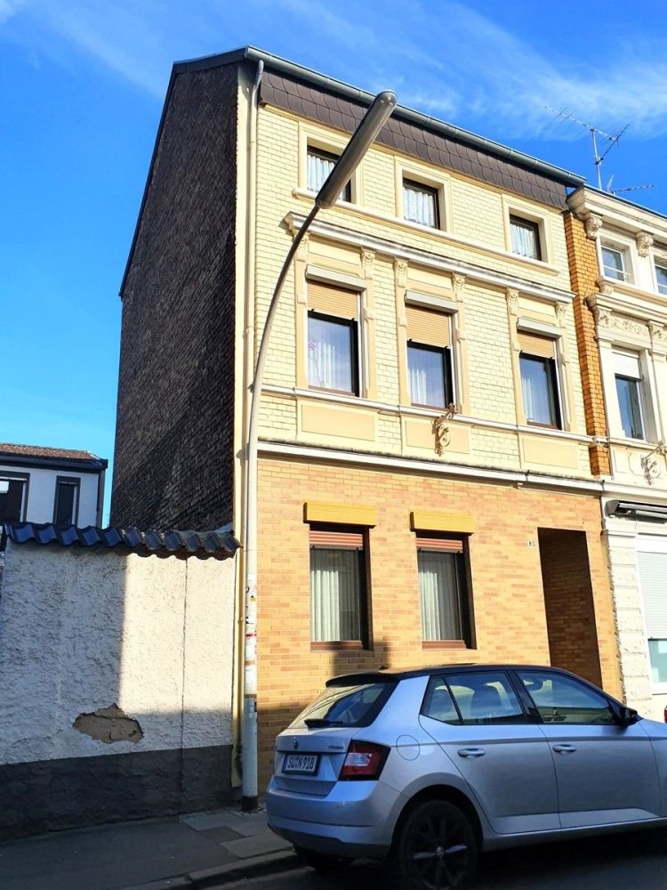 Таунхаус с 5 комнатами в Эссен, Германия № 50125