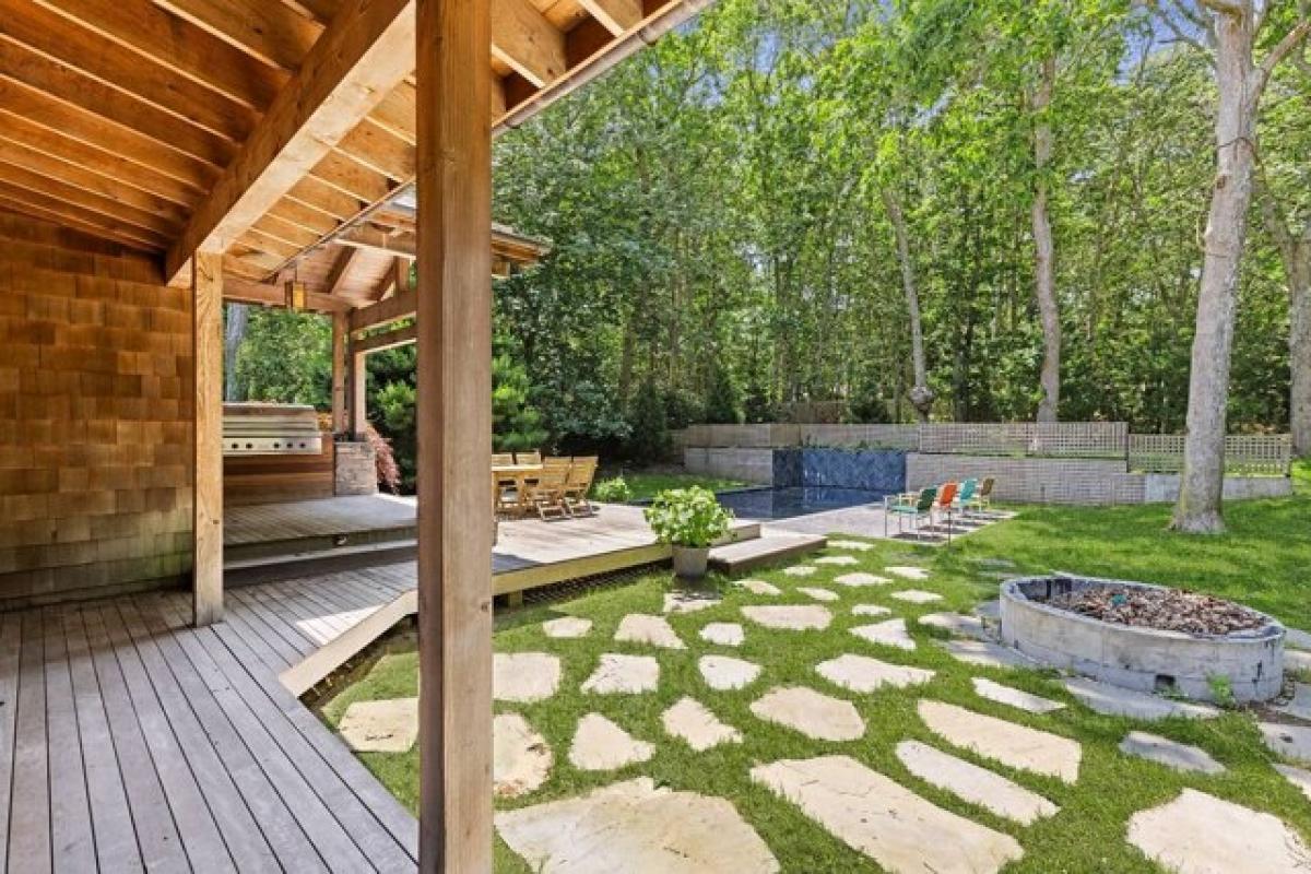 Дом с 3 спальнями в Саутгемптон, США № 409554