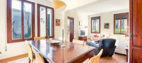 9 rooms Duplex in Venice, Italy No. 265743 3