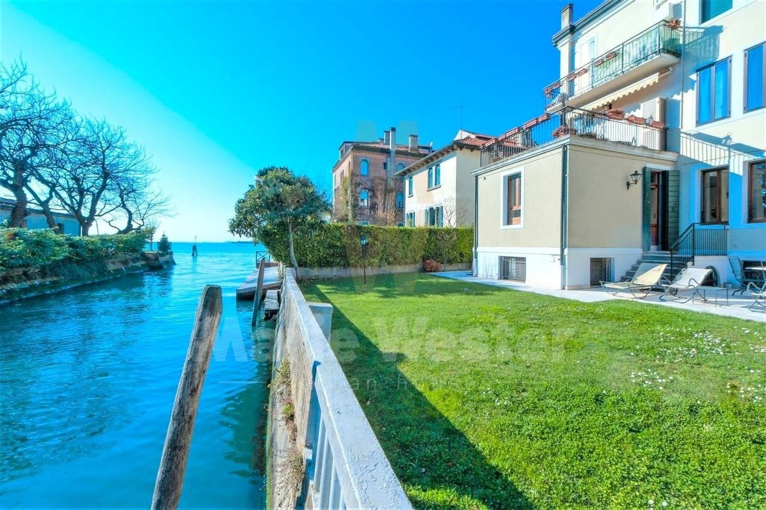 9 rooms Duplex in Venice, Italy No. 265743