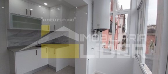 Apartamento de 1 dormitorio en Lisbon, Portugal No. 155270 4
