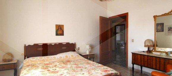 2 bedrooms Villa in Calcinaia, Italy No. 25539 33