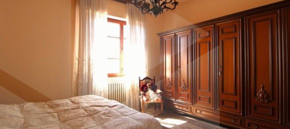 2 bedrooms Villa in Calcinaia, Italy No. 25539 19