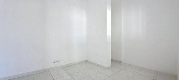 Gewerbliche Immobilie in Portimao, Portugal 296m², Nr. 85660 8