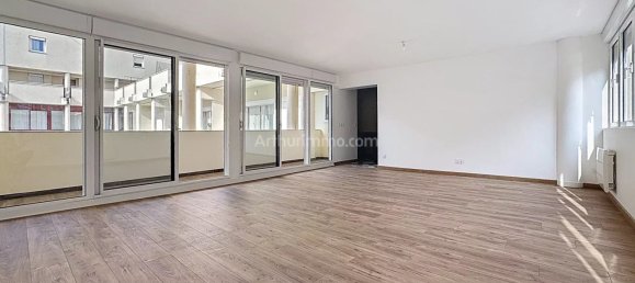 2 Schlafzimmer Wohnung in Reims, France, Nr. 61731 3