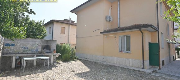 Casa de 8 divisões em Colli del Tronto, Italy N.º 124695 28
