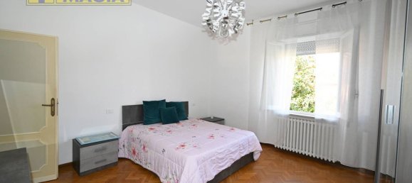 Casa de 8 divisões em Colli del Tronto, Italy N.º 124695 10