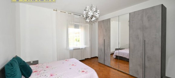 Casa de 8 divisões em Colli del Tronto, Italy N.º 124695 12