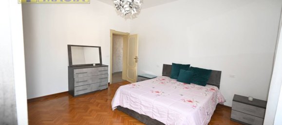 Casa de 8 divisões em Colli del Tronto, Italy N.º 124695 11