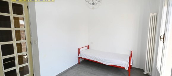 Casa de 8 divisões em Colli del Tronto, Italy N.º 124695 20