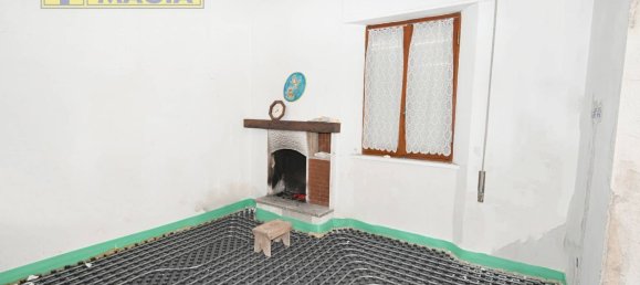 Casa de 8 divisões em Colli del Tronto, Italy N.º 124695 25