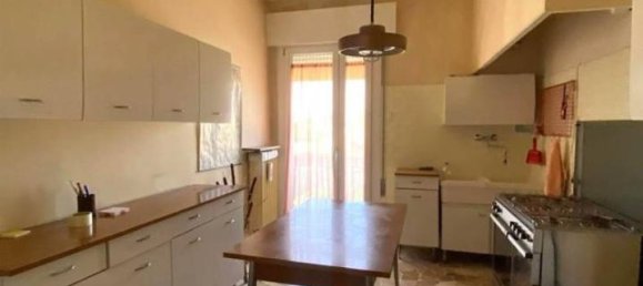 4 rooms Apartment in Venice, Italy No. 35974 2