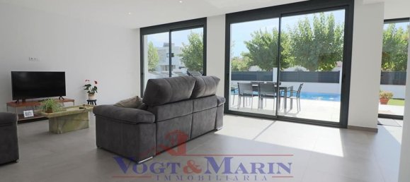 5 bedrooms House in Empuriabrava, Spain No. 84559 24