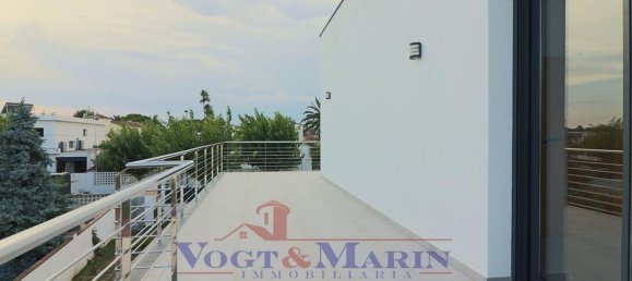 5 bedrooms House in Empuriabrava, Spain No. 84559 10