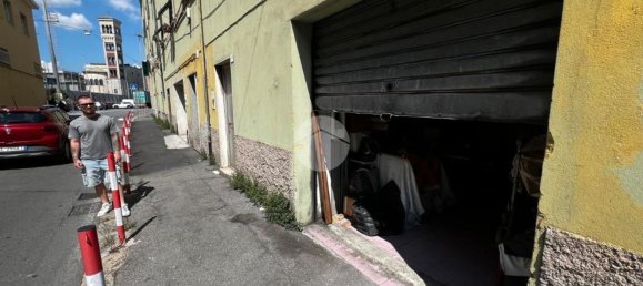 Склад 28м² в Генуя, Италия № 283418 3