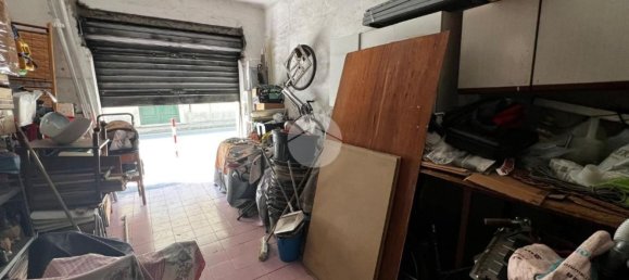 Склад 28м² в Генуя, Италия № 283418 18