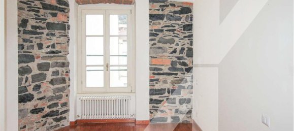 Apartamento de 2 dormitorios en Como, Italy No. 88337 8