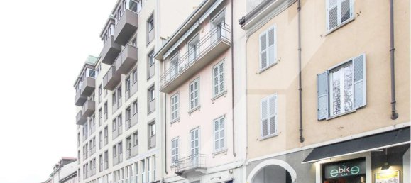 Apartamento de 2 dormitorios en Como, Italy No. 88337 25