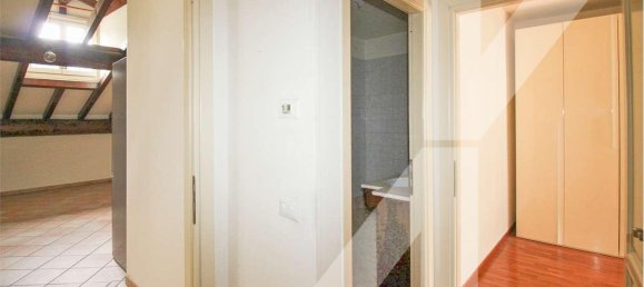 Apartamento de 2 dormitorios en Como, Italy No. 88337 9