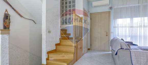 Вилла с 3 спальнями в Монца, Италия № 295509 15