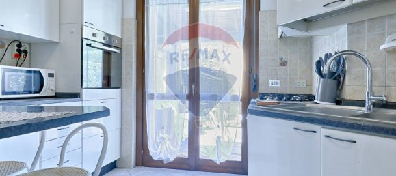 Вилла с 3 спальнями в Монца, Италия № 295509 17