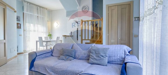 Вилла с 3 спальнями в Монца, Италия № 295509 11