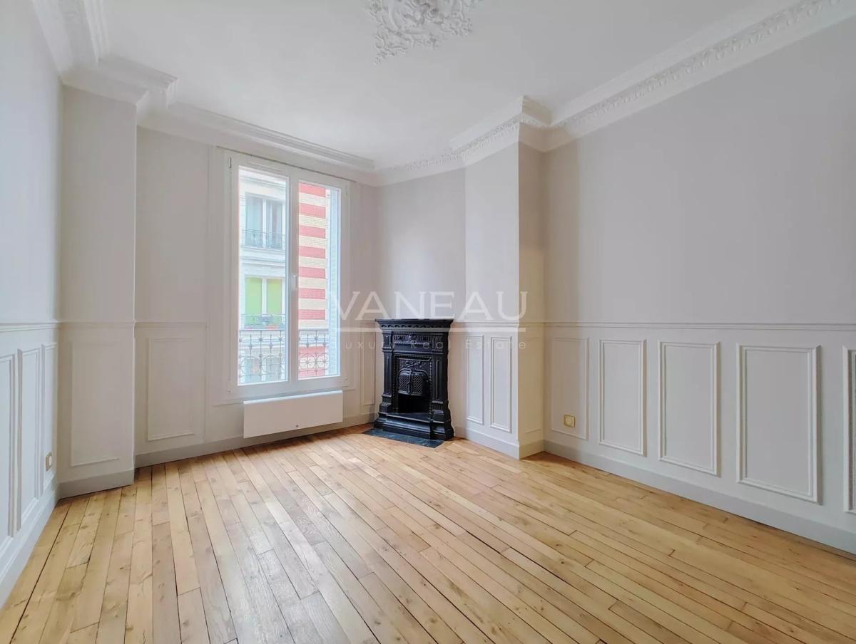 1 bedroom Apartment in Paris, France No. 146580