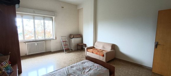 Apartamento de 3 dormitorios en Monte Urano, Italy No. 345697 9