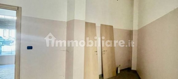 Imóvel comercial de 2 divisões em Asti, Italy N.º 68543 7