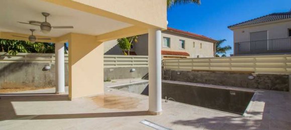 4 غرف نوم عقار تجاري في Agios Athanasios, Cyprus رقم 13455 11