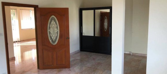 Кафе / ресторан с 4 спальнями в Паттайя, Таиланд № 1118 2